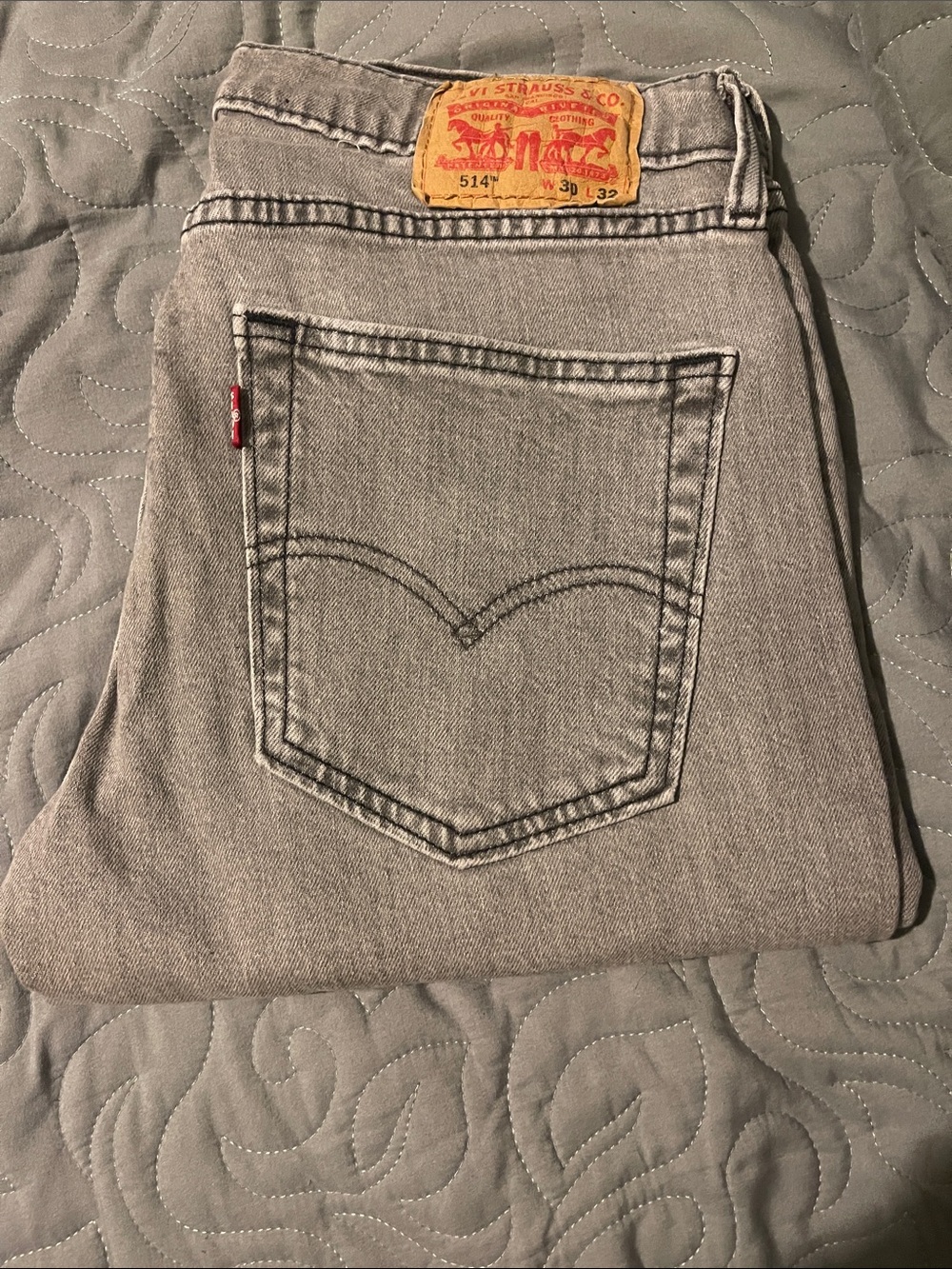 Levi's Slim Straight Men's Jeans in Light Gray 514 30 x 32